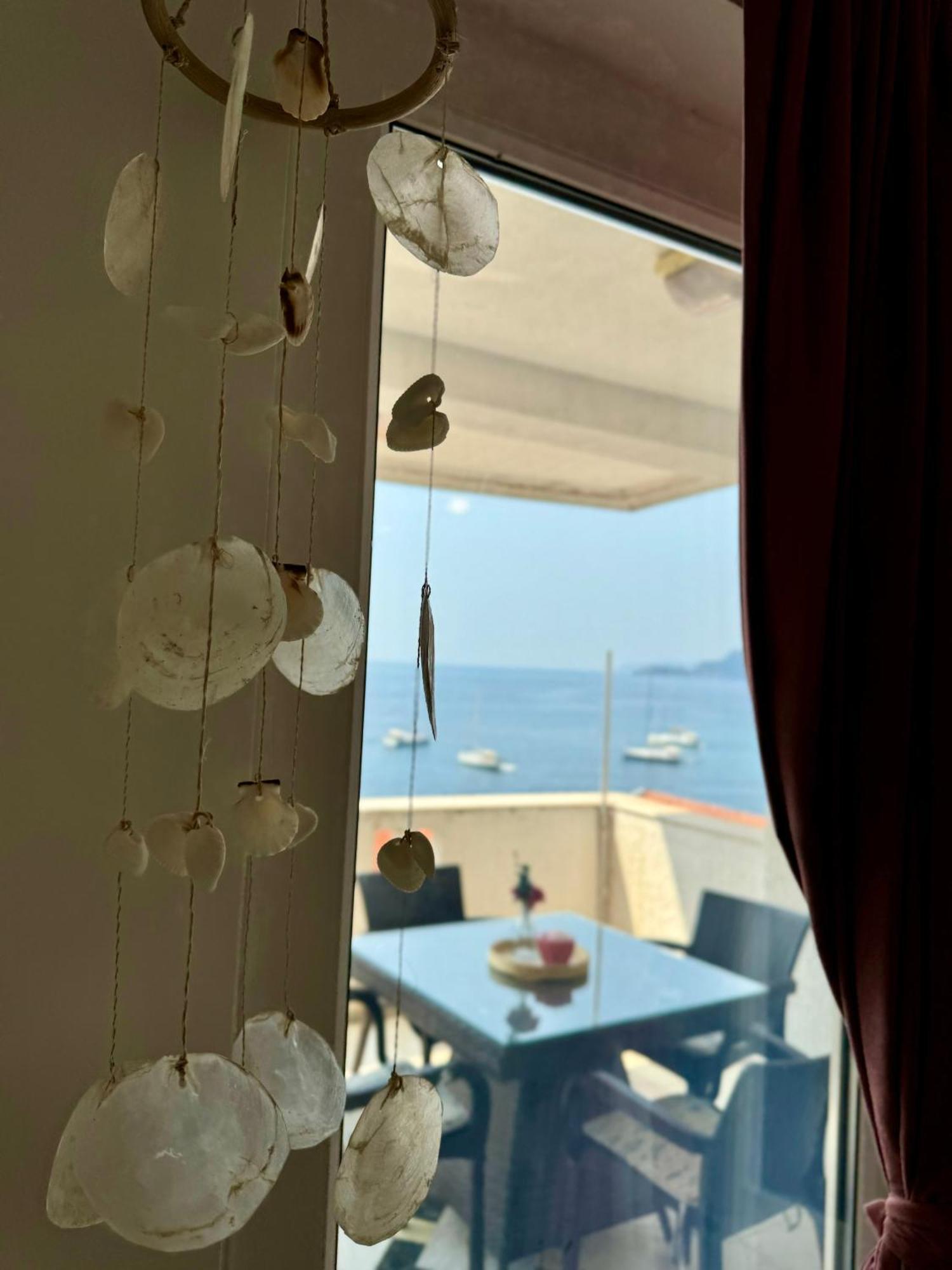 Pine&Sea Beach Retreat Sveti Stefan Exterior photo